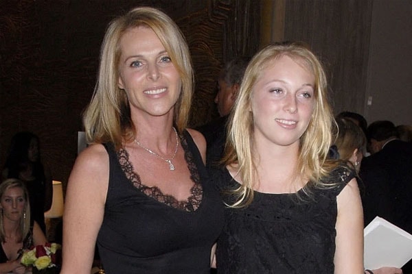 India Oxenberg and Catherine Oxenberg.