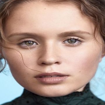 Who is Eliza Scanlen’s Boyfriend? Young Actress Dating and Relationship