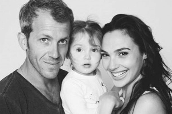 Gal Gadot's family with husband and daughter