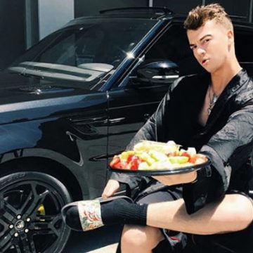 YouTuber Taylor Caniff’s Net Worth – Earnings | Expensive Car Collection and House