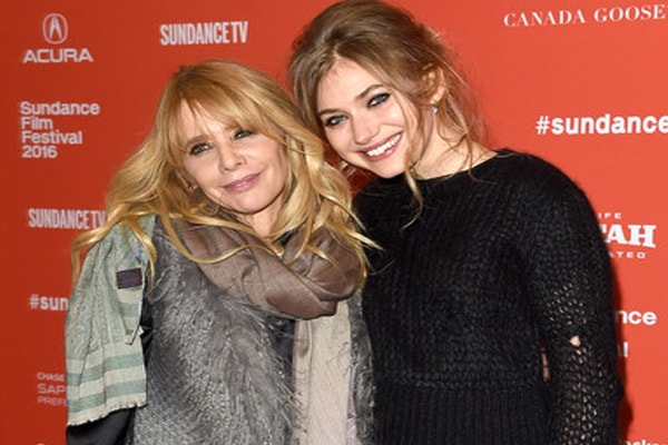 Rosanna Arquette and her daughter Zoe Sidel (2) Rosanna Arquette and her daughter Zoe Sidel (2)