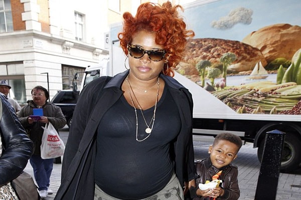 Kelis Rogers pregnant with son