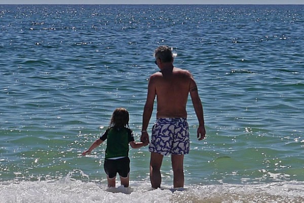 Late Anthony Bourdain with his daughter Ariane Bourdain.