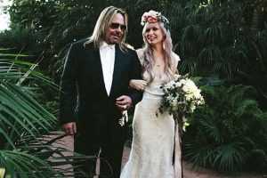 Vince Neil's daughter Elizabeth Ahsley Wharton | Ecelebritymirror