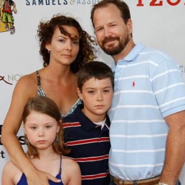 Who Is Robert Wahlberg’s Wife Gina Santangelo? Married For More Than 2 Decades