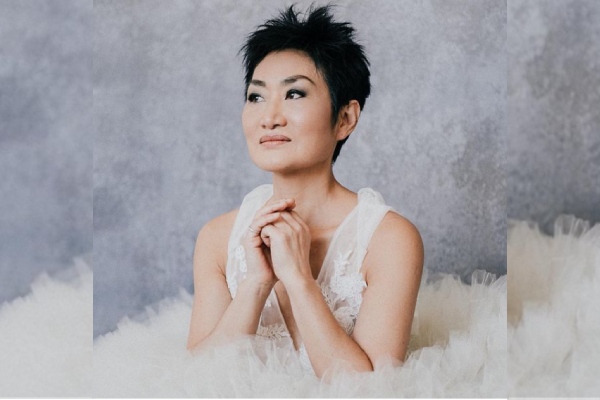 Like her character in Kim's Convenience, Jean Yoon is married and has a son.