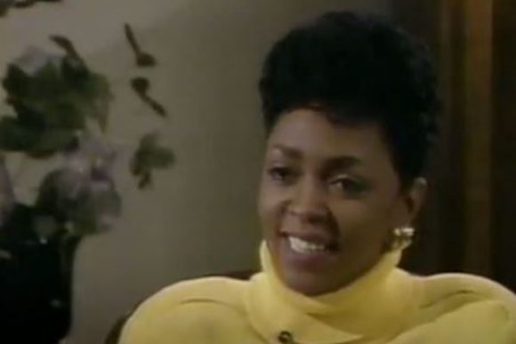 Anita Baker Net Worth - Has Asked Her Fans Not To Buy Her Music ...