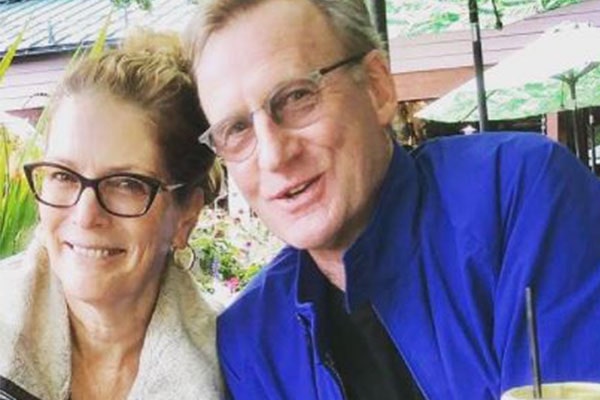 Daniel Gerroll has been married for 35 years with Patricia Kalember Daniel Gerroll has been married for 35 years with Patricia Kalember