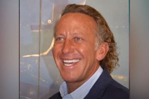 Armie Hammer's Father Michael Armand Hammer Is A Philanthropist And A ...