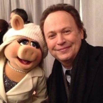 Billy Crystal Net Worth – Look At His Multiple Income And Earning Sources