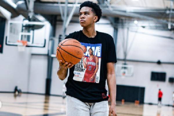 Ashton Hardaway is son of Penny Hardaway Ashton Hardaway is son of Penny Hardaway