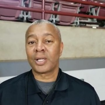 Who Is Basketball Coach Johnny Jones’ Wife Kelli Jones?