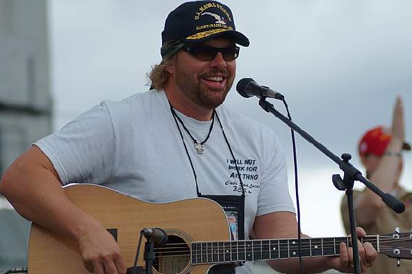 Meet Toby Keith Daughter Shelley Covel Rowland: Is She Married?